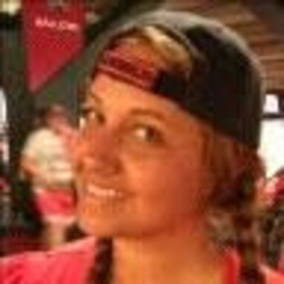 Meet your Posher, Amber - Picture 1 of 1